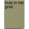 Huis in het gras by Luke Clements