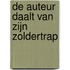 De auteur daalt van zijn zoldertrap