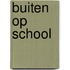 Buiten op school