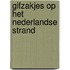Gifzakjes op het nederlandse strand