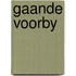 Gaande voorby