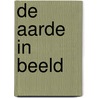 De aarde in beeld door P. Strain