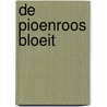 De pioenroos bloeit by H. Leenes