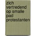 Zich vertredend op smalle pad protestanten