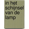 In het schijnsel van de lamp door A. Verlinde