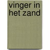 Vinger in het zand door P.N. van Eyck