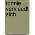 Tonnie verkleedt zich