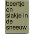 Beertje en slakje in de sneeuw