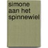 Simone aan het spinnewiel