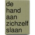 De hand aan zichzelf slaan