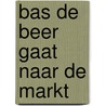 Bas de beer gaat naar de markt by Boen