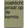 Zoeklicht piraat op de kermis by Peter Vervloed