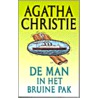 De man in het bruine pak