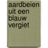 Aardbeien uit een blauw vergiet