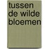 Tussen de wilde bloemen