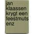 Jan klaassen krygt een feestmuts enz