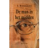 Man in het midden door Henk Bernlef