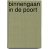 Binnengaan in de poort door L. Marijnissen