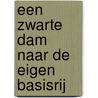 Een zwarte dam naar de eigen basisrij by A. van der Stoep