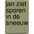 Jan ziet sporen in de sneeuw