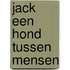 Jack een hond tussen mensen