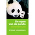De ogen van de panda