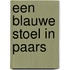 Een blauwe stoel in Paars