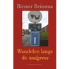 Wandelen langs de taalgrens by Riemer Reinsma
