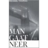 Man gaat neer door M. Thomas
