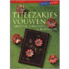 Theezakjes vouwen, knippen, embossen & borduren door T. van der Plas