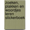 Zoeken, plakken en woordjes leren stickerboek
