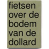 Fietsen over de bodem van de Dollard door C. Stolk