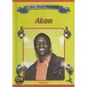 Akon door Mary Boone