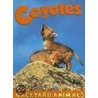 Coyotes door Christine Webster