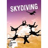 Skydiving door Lesley Gale