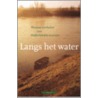 Langs het water
