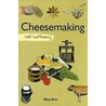 Cheesemaking door Rita Ash