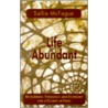Life Abundant door Sallie MacFague
