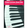 Piano Lessons door Marion Harewood