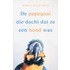 De papegaai die dacht dat ze een hond was