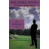 An Awkward Lie door Michael Innes