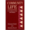 Community Life door Graham Crow