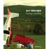 Flying Lessons door Guy Ben-Ner