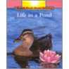 Life in a Pond door Allan Fowler