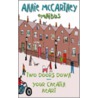 Two Doors Down door Annie McCartney