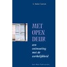 Met open deur by J. Anker Larsen