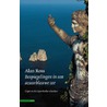 Bespiegelingen in een azuurblauwe zee by Alex Ross