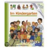 Im Kindergarten door Gallimard Jeunesse