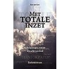 Met totale inzet door B. ten Kate