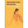 Een bed vol schuim door Oscar van den Boogaard